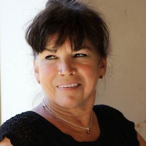 Meet your Posher, Deborah